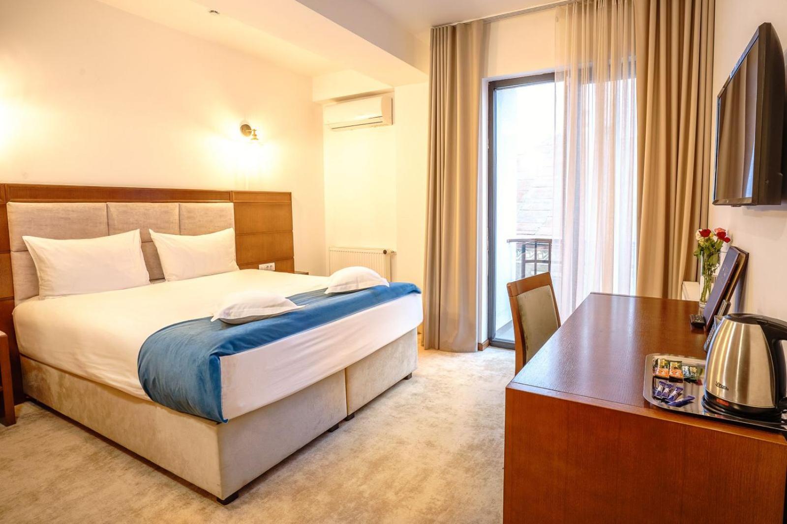 Hotel Buchenland Gura Humorului Bagian luar foto